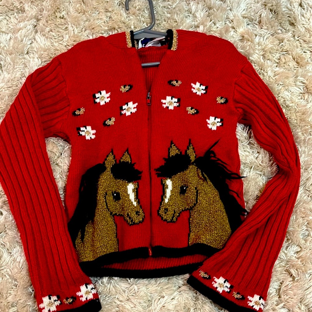 Red horse zip up sweater 5/6